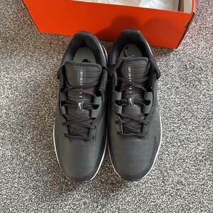 New never worn Nike Infinity Pro 2 Golf Shoes Black/White DJ5593-015 Men's